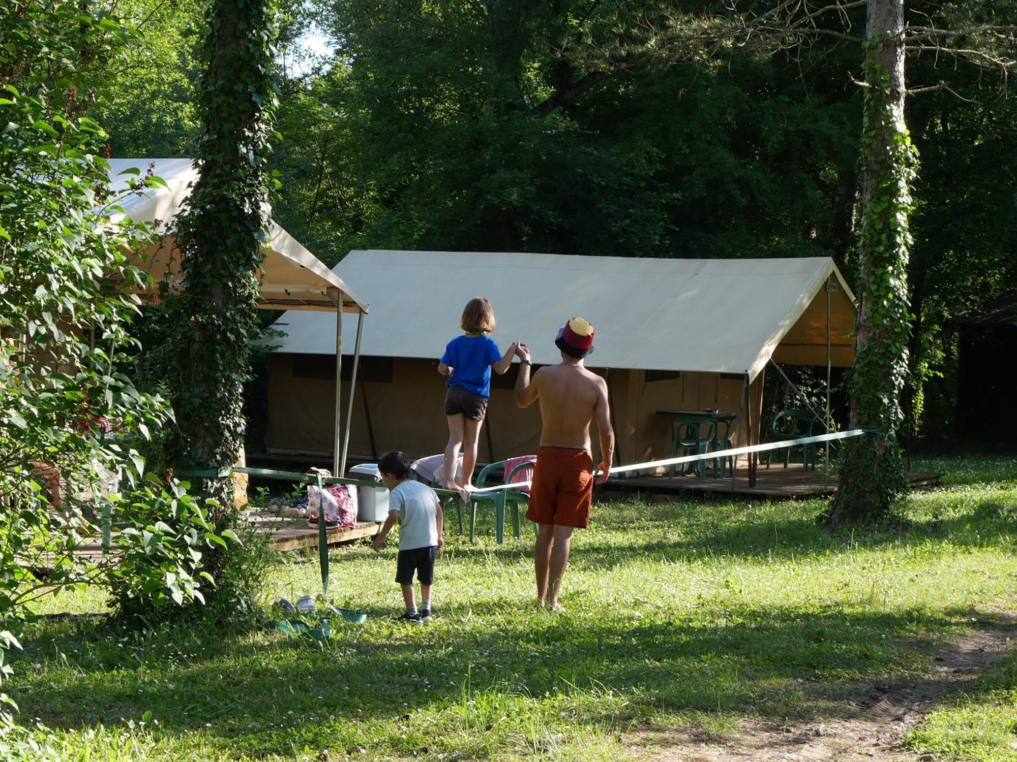 Camping La Vaugelette - Drome Montclar-sur-Gervanne Экстерьер фото